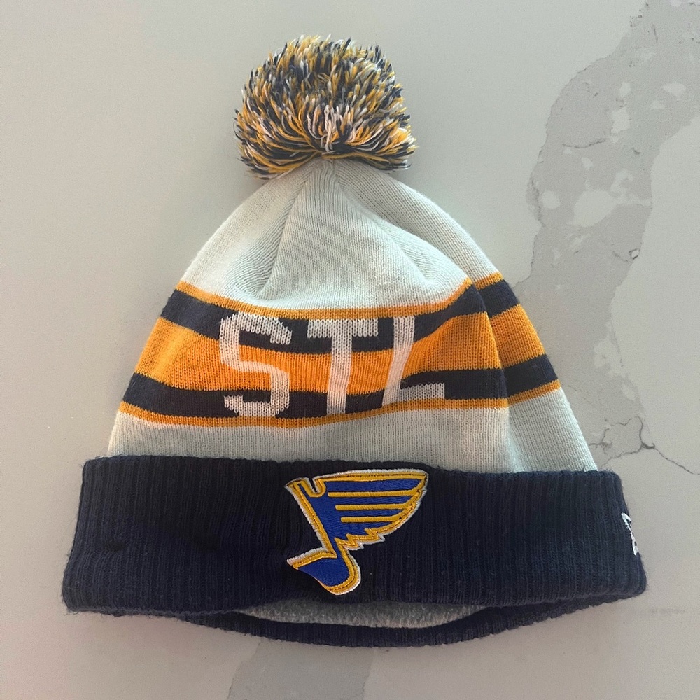 New Era St. Louis Blues Beanie / Toboggan (NHL)